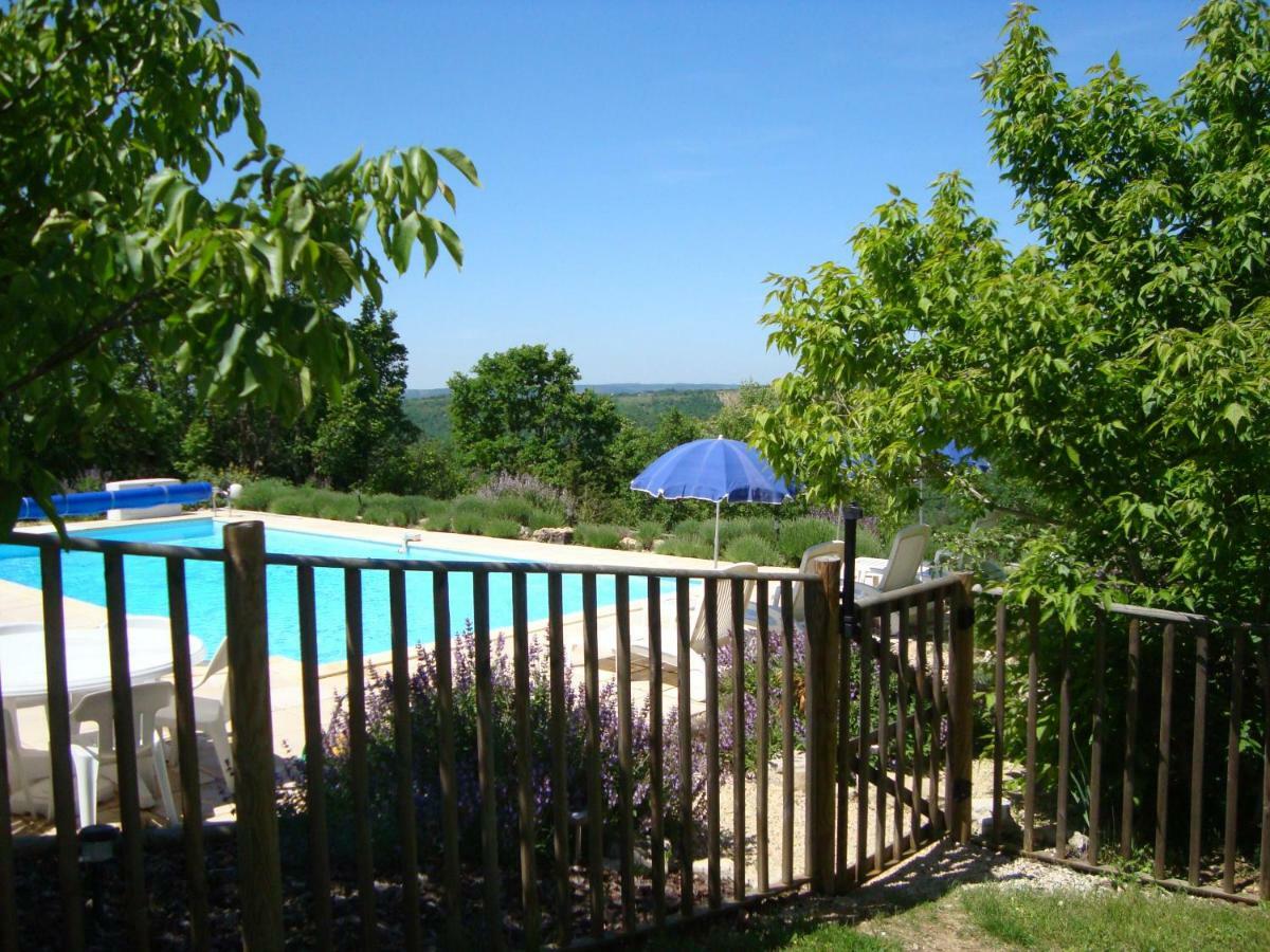 Le Mas Des Cypres Constans Exterior photo